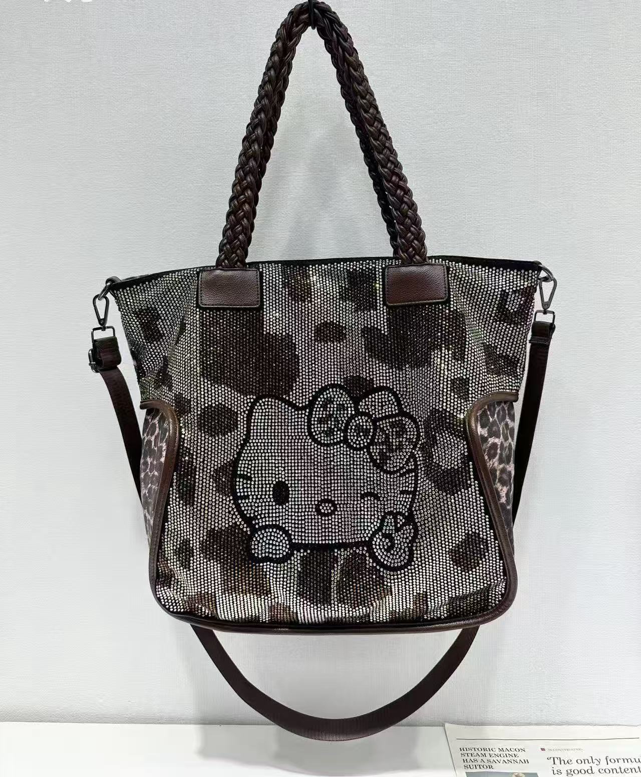 MeowGift Leopard print cat