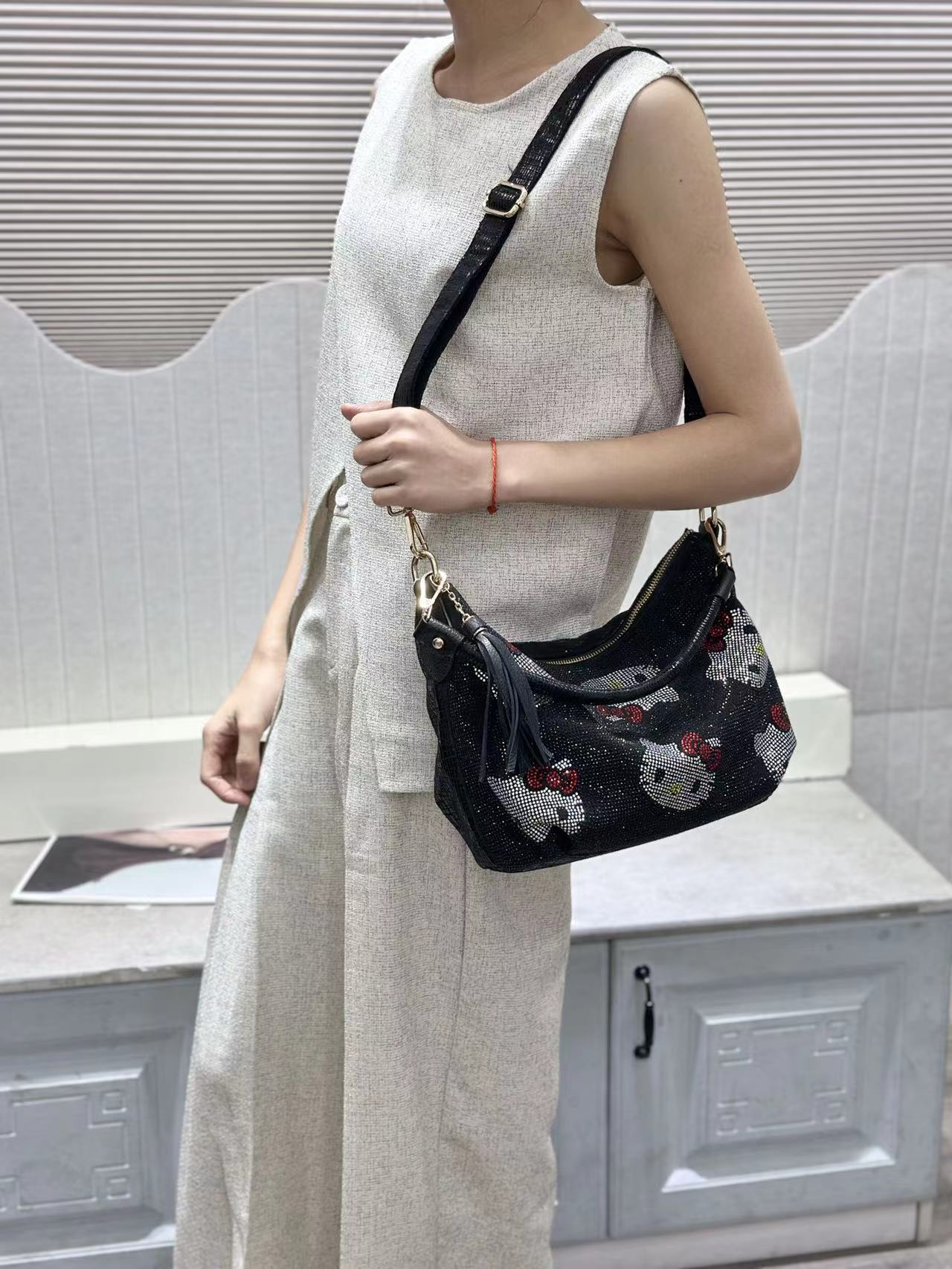MeowGift Repeating Cat Sparkle Bag